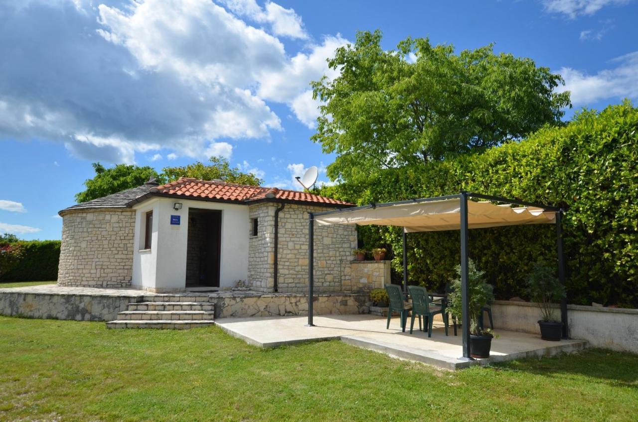 Zminj Apartments Žminj Exterior foto
