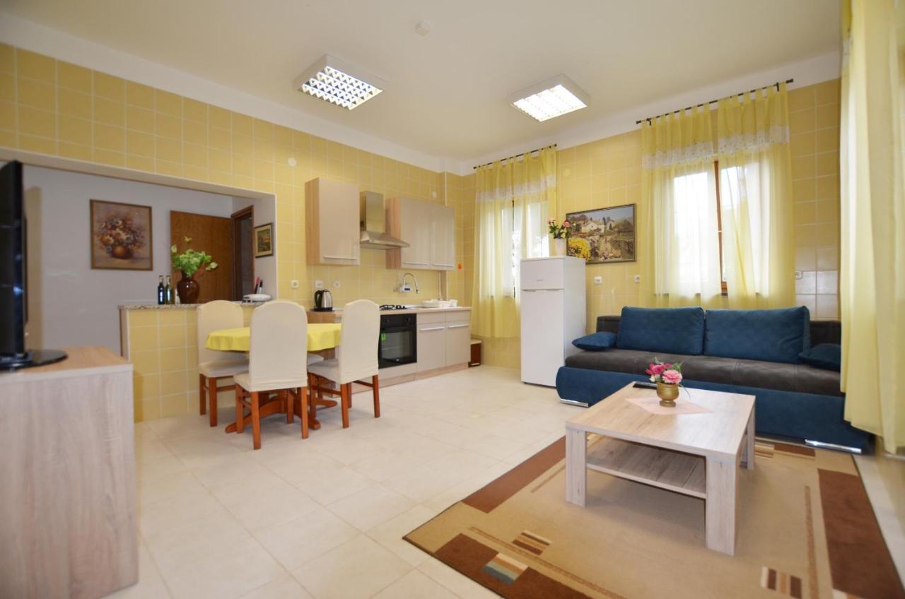 Zminj Apartments Žminj Exterior foto